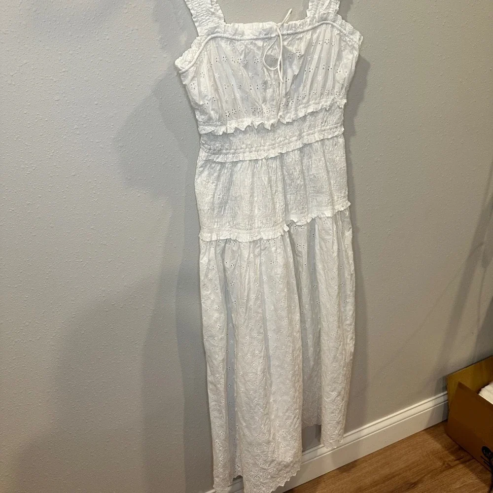 NWT GAP x DOEN Eyelet Midi Dress Women Large White Smocked Tiered Cottagecore - Picture 15 of 16